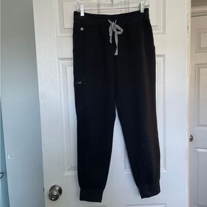 FIGS Zamora Jogger Style Scrub Pants